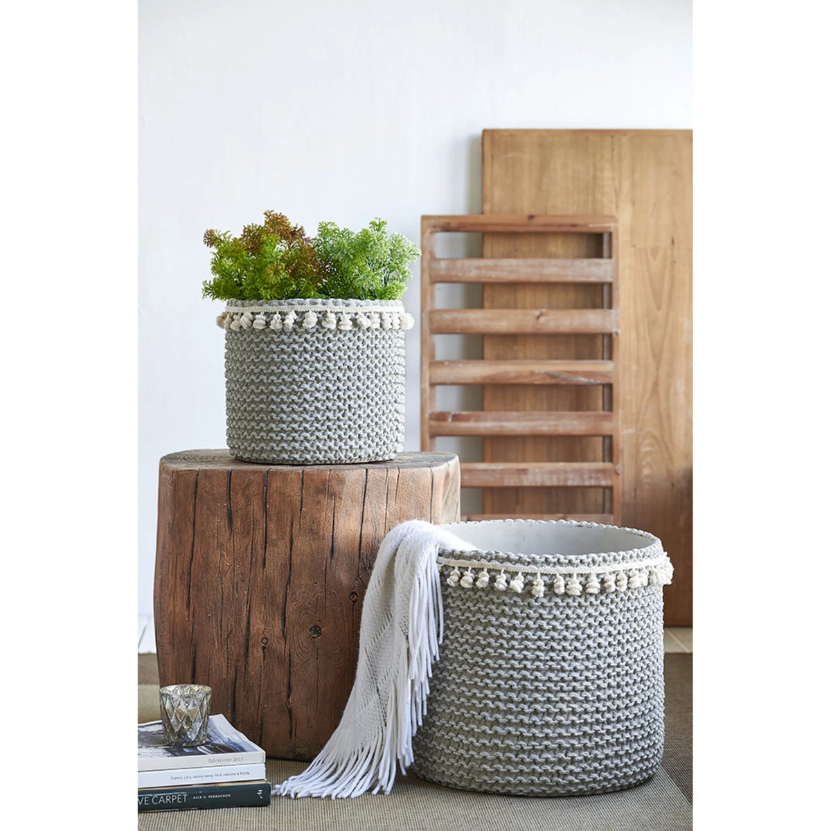 Large Round Basket Planters with Tassel - 13.75" - 2ct T943