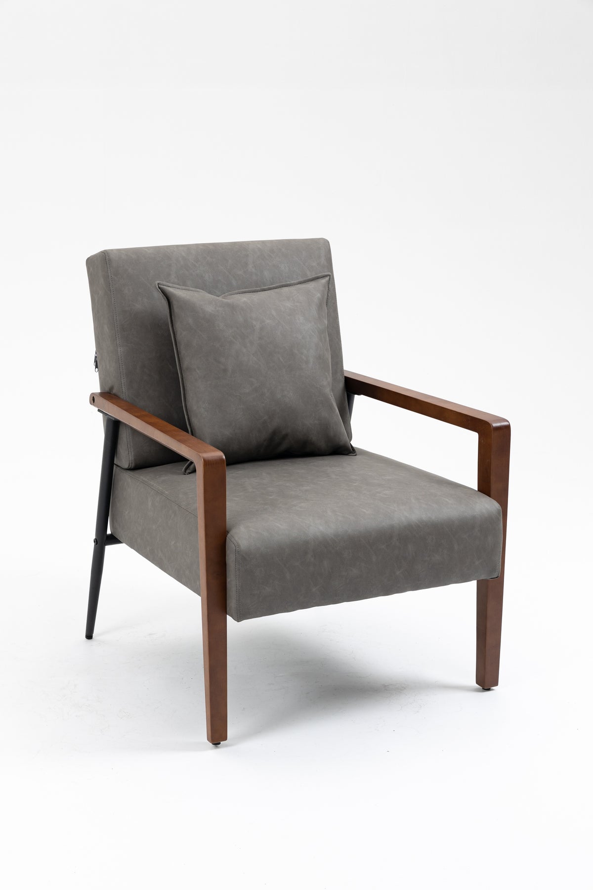 Brown Leather Armchair with Solid Wood Armrest and Removable Cushions Q767