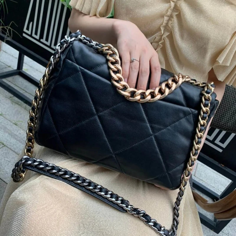 Lambskin Flap Bag U90755