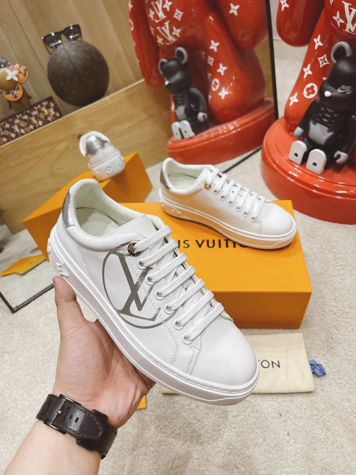 Women Sneakers Y2224