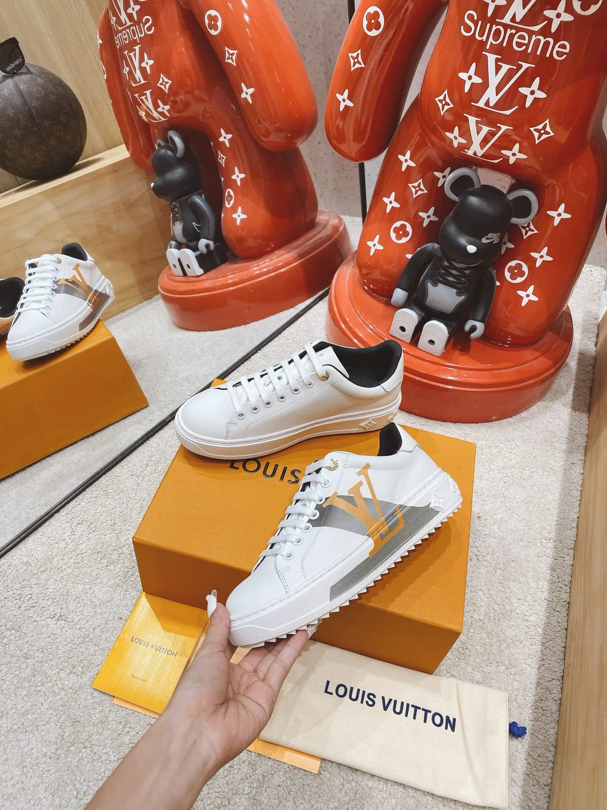 Women Sneakers Y2224