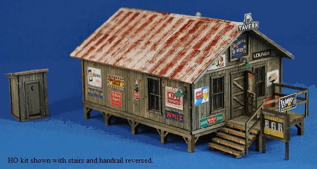Sam's Roadhouse & Outhouse Kit V32845