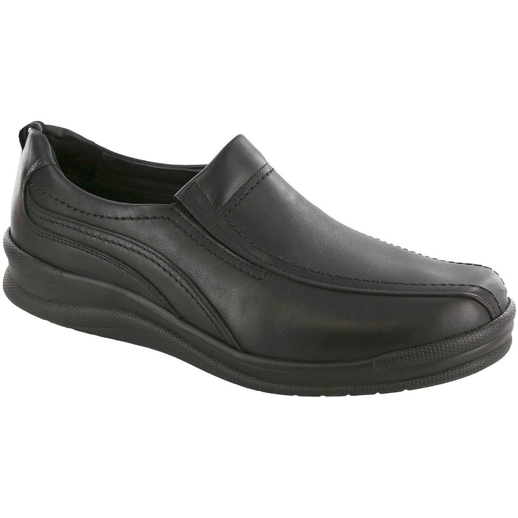 Black 11 Wide Cruise Shoes J9102