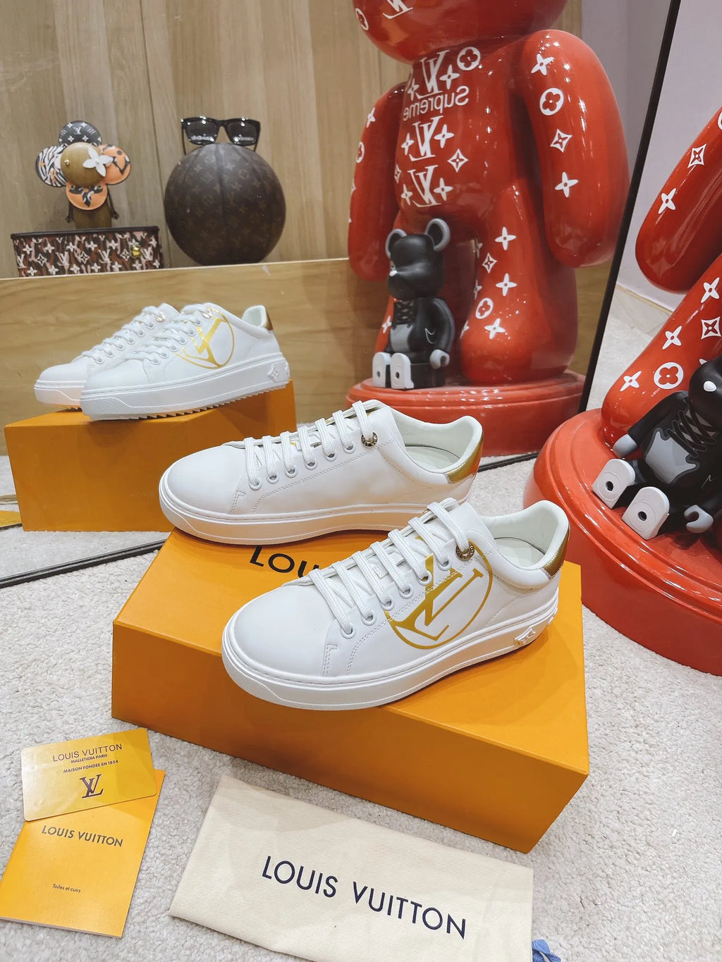 Women Sneakers Y2224